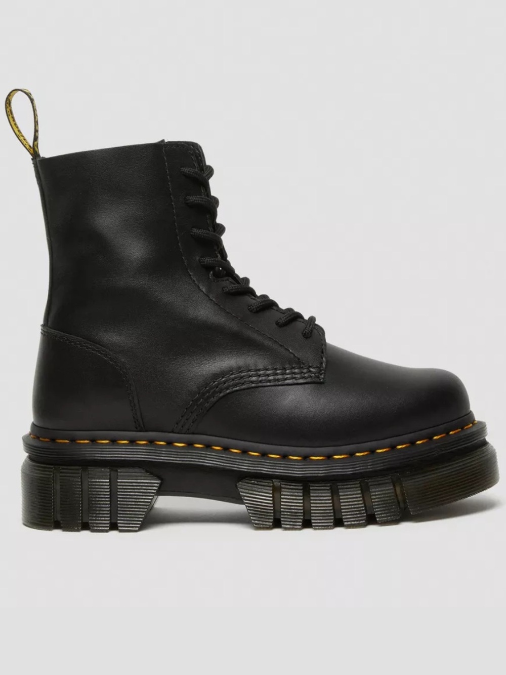 Dr. Martens Audrick Nappa Lux
Leather Black Women’s size 9 NEW!!!